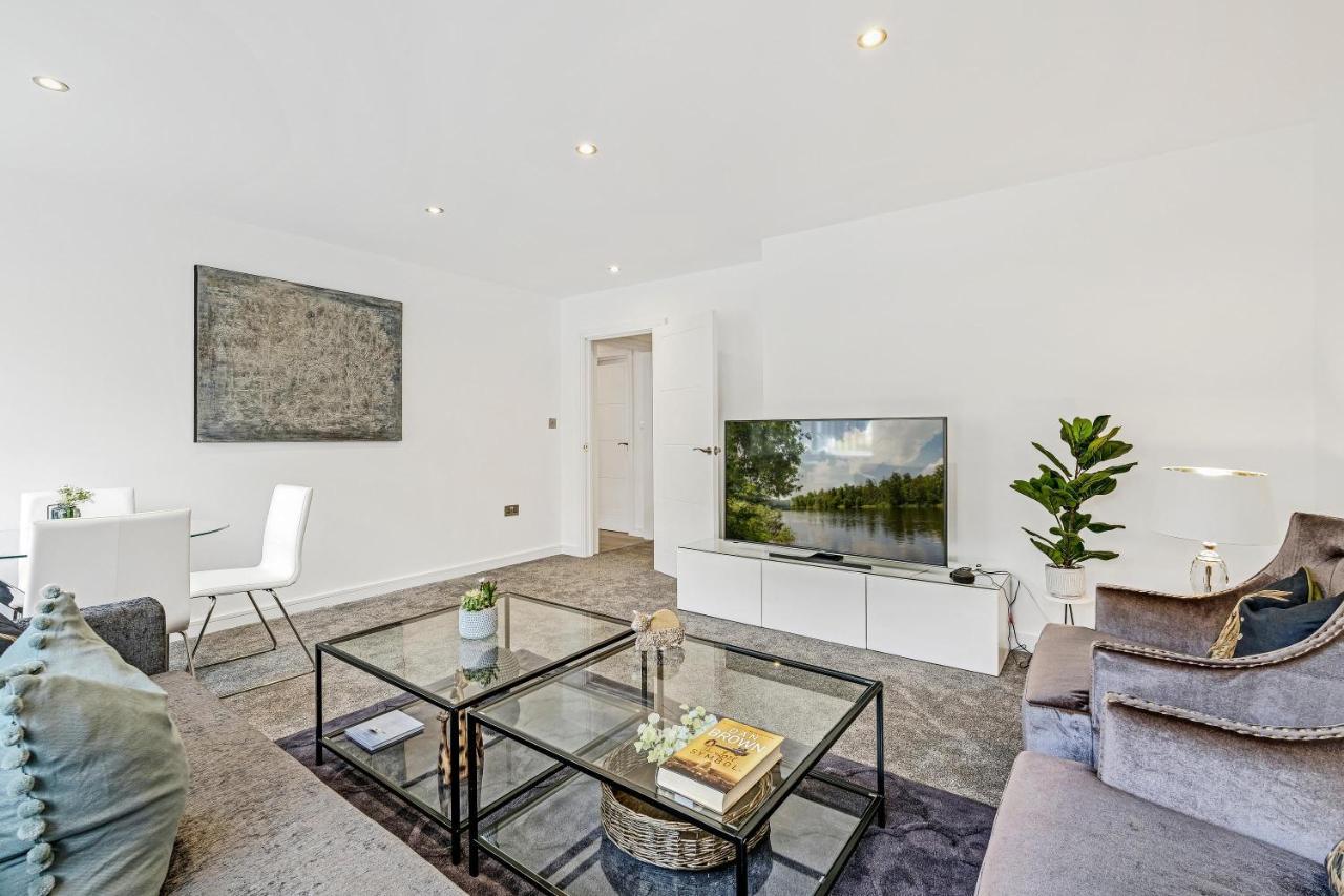 St Martins 2 Bedroom Apartments In Ruislip By 360 Stays 외부 사진