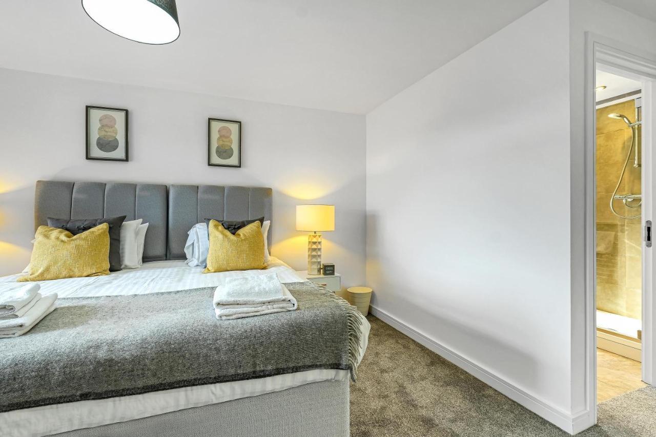 St Martins 2 Bedroom Apartments In Ruislip By 360 Stays 외부 사진