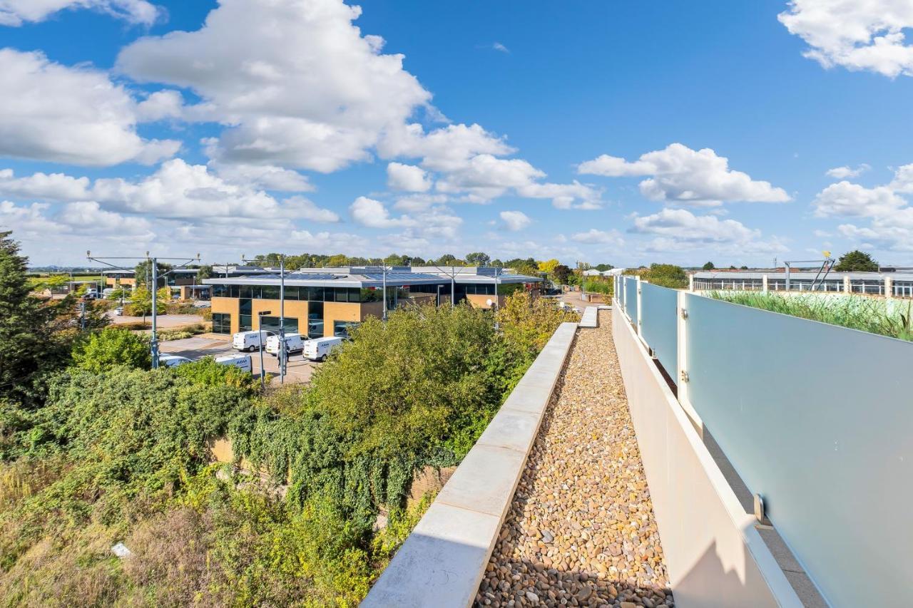 St Martins 2 Bedroom Apartments In Ruislip By 360 Stays 외부 사진
